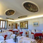 Diffuso Borgo Montemaggiore 5* Montemaggiore al Metauro