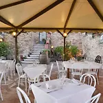 Hotel Diffuso Borgo Montemaggiore Montemaggiore al Metauro