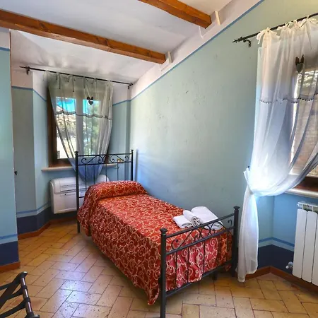 Diffuso Borgo Montemaggiore 호텔 5*