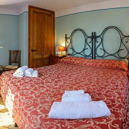 Hotel Diffuso Borgo Montemaggiore 5*