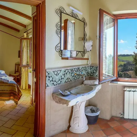 Hotel Diffuso Borgo Montemaggiore 5*