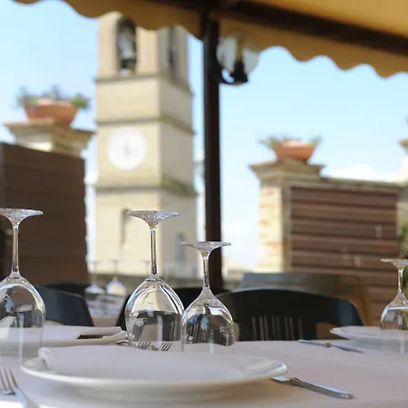 호텔 Diffuso Borgo Montemaggiore 몬테마기오레알메타우로