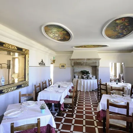 Diffuso Borgo Montemaggiore Hotel Montemaggiore al Metauro