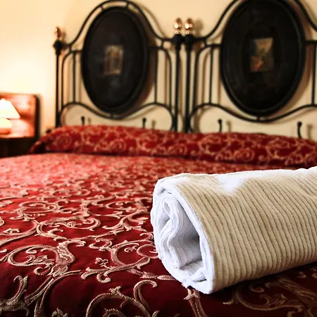 Diffuso Borgo Montemaggiore 5* 몬테마기오레알메타우로