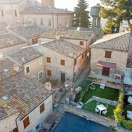 Diffuso Borgo Montemaggiore Hotell 5*