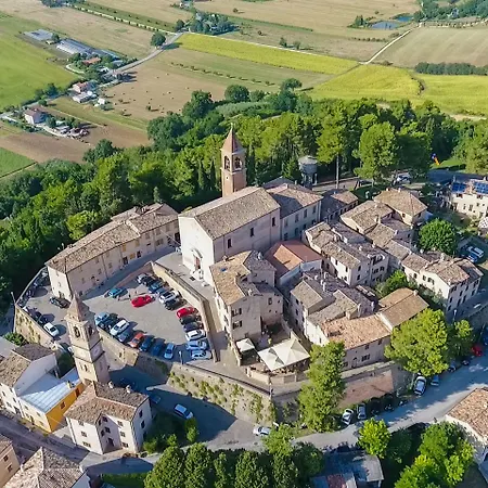 Szálloda Diffuso Borgo Montemaggiore