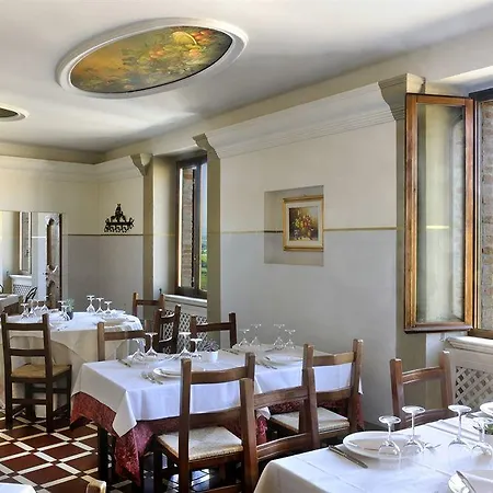 Hotel Diffuso Borgo Montemaggiore 5*